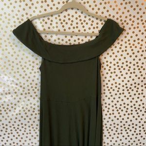 Off shoulder maxi dress
